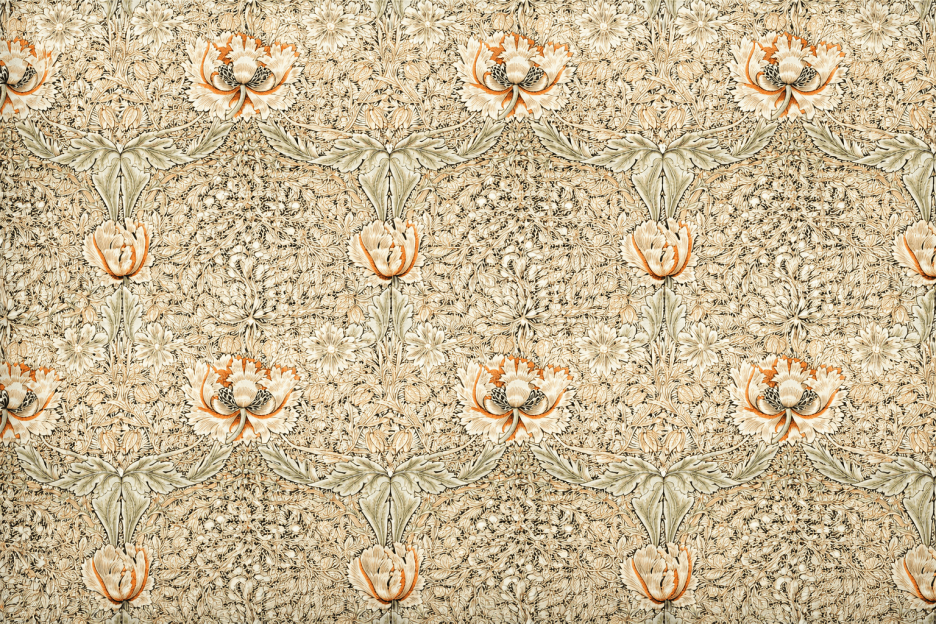 Rippled Floral Serenade
